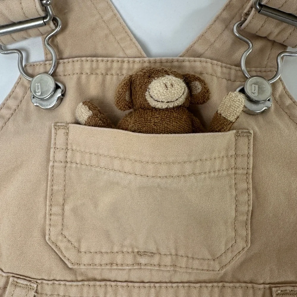 VTG Gymboree Monkey Pocket Pal Tan Khaki Shorts Shortalls Overalls 6-9‎ months